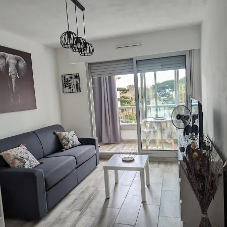 Saint-mandrier-sur Pin Rolland Joli * Saint-Mandrier-sur-Mer